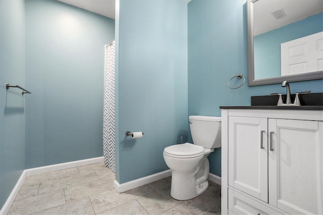 3935 Riley Rdg, Portage, MI 49024 - bathroom featuring vanity and a shower with shower curtain
