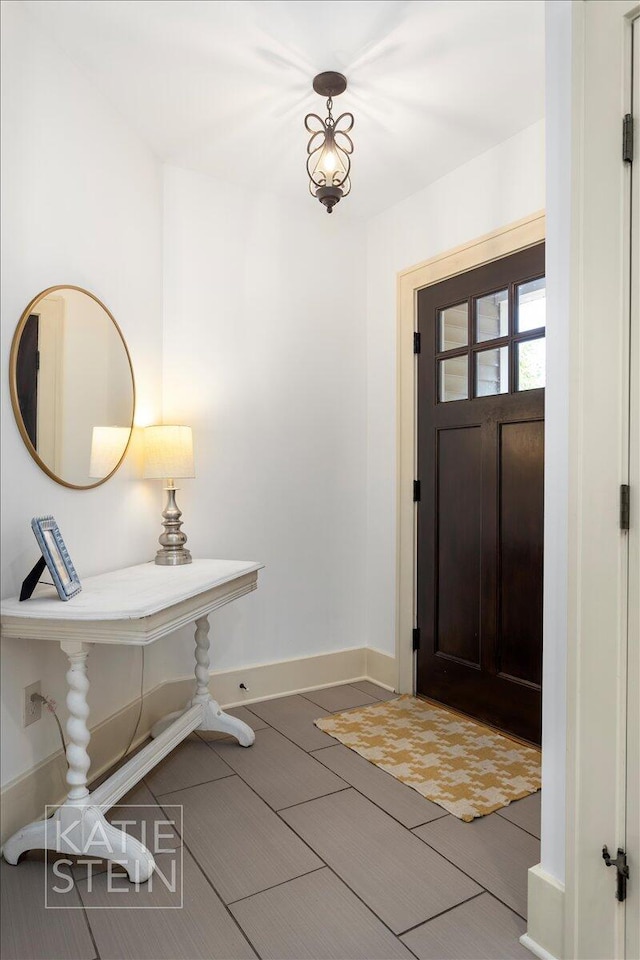 859 Orchard Ave SE, East Grand Rapids, MI 49506 - foyer with baseboards