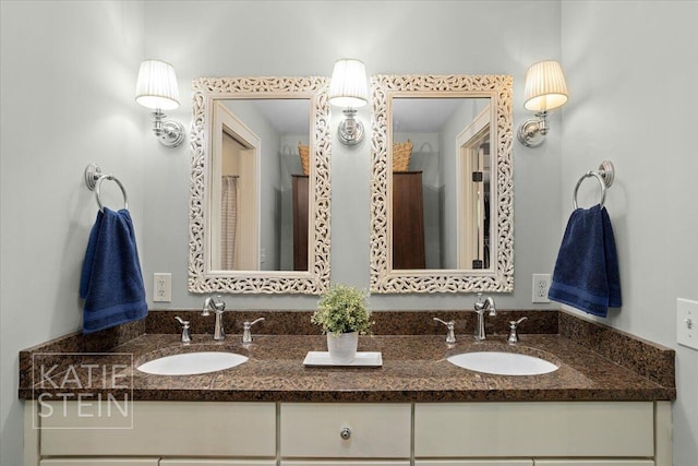 859 Orchard Ave SE, East Grand Rapids, MI 49506 - bathroom with double vanity