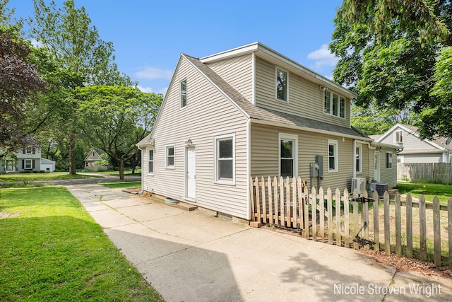 2125 Englewood Dr SE, Grand Rapids, MI 49506 - photo 3