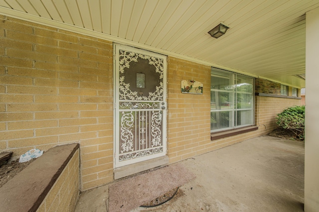 25255 Orchard Grove St, Southfield, MI 48033 - entrance to property featuring brick siding and a porch