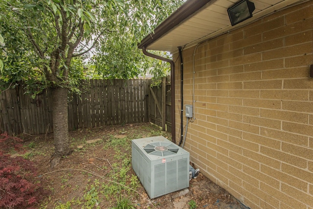 25255 Orchard Grove St, Southfield, MI 48033 - view of yard