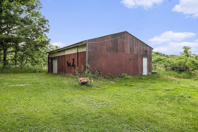 20821 J Dr N, Marshall, MI 49068 - view of pole building with a yard