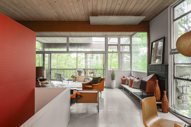 4075 N Delhi Rd, Ann Arbor, MI 48103 - sunroom / solarium featuring an outdoor hangout area