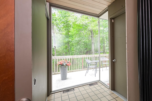 4075 N Delhi Rd, Ann Arbor, MI 48103 - doorway with light tile patterned floors
