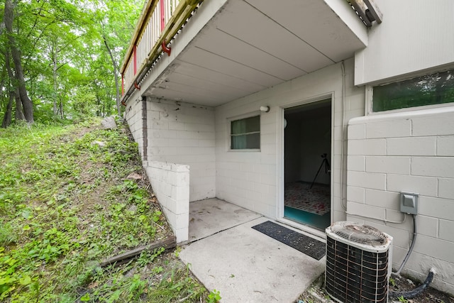 4075 N Delhi Rd, Ann Arbor, MI 48103 - entrance to property with concrete block siding