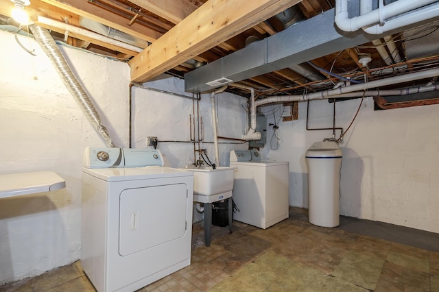 9715 Woodlawn Dr, Portage, MI 49002 - laundry room with separate washer and dryer