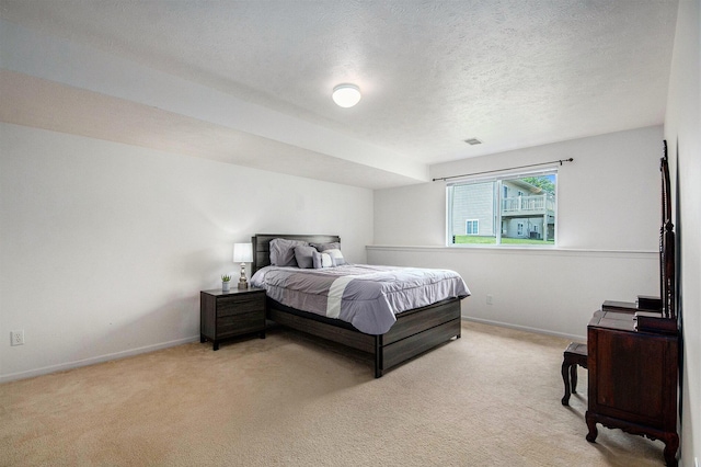 2663 Weatherby Hills Dr SE, Grand Rapids, MI 49546 - bedroom featuring light carpet and a textured ceiling