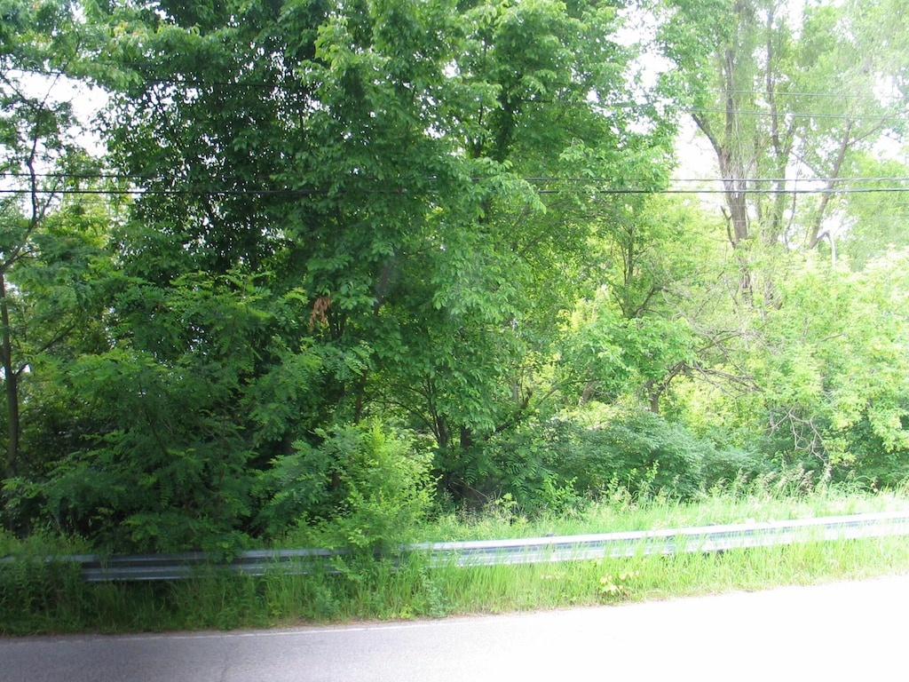 000 Hewitt Rd, Brooklyn, MI 49230