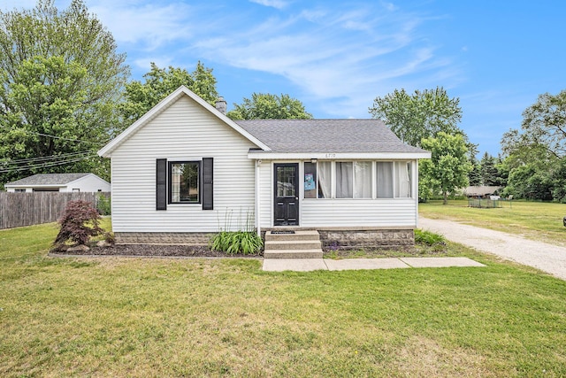 6710 28th Ave, Hudsonville, MI 49426 - view of front of house featuring a shingled roof