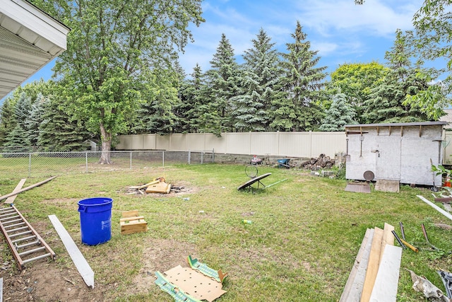 6710 28th Ave, Hudsonville, MI 49426 - fenced backyard featuring a shed