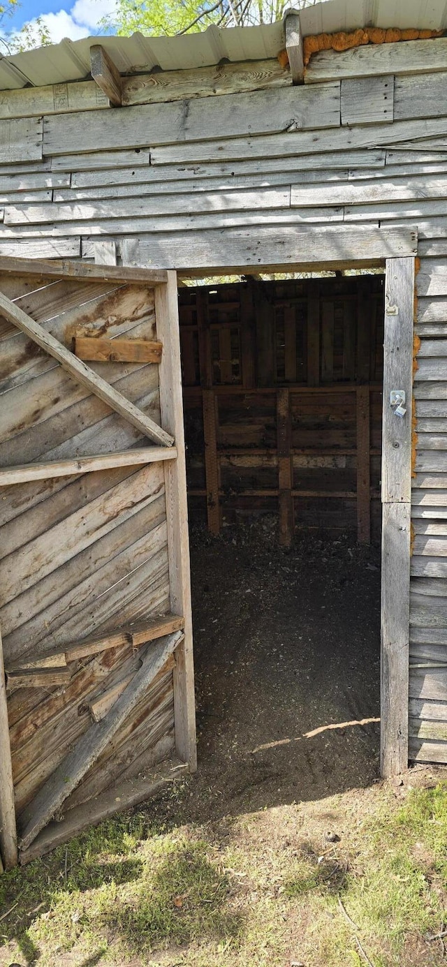 2943 108th Ave, Allegan, MI 49010 - view of stable
