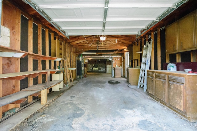 246 Ridgeway Rd, Jackson, MI 49202 - garage with a garage door opener