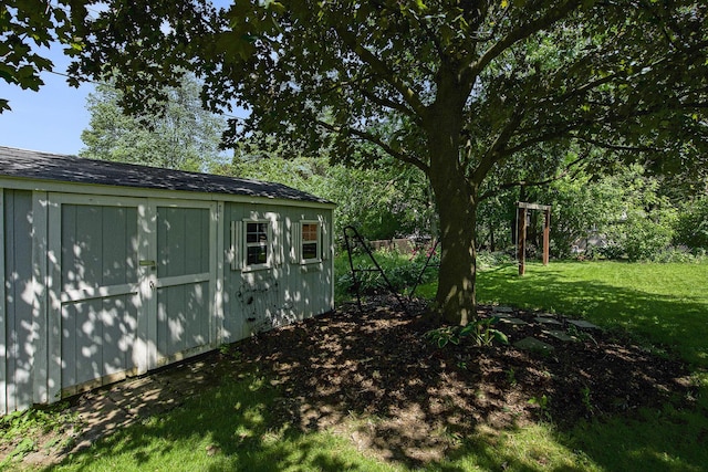 8683 Hemlock Ct, Ypsilanti, MI 48198 - view of green lawn with a shed