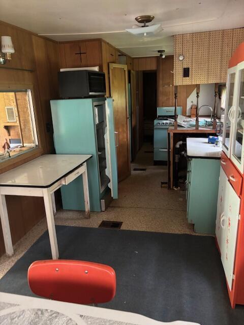 4901 S Spruce Ave, Newaygo, MI 49337