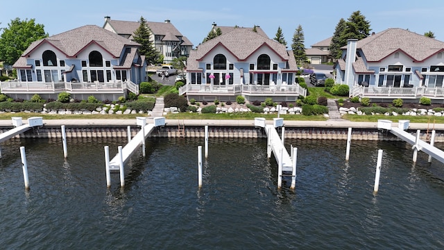 32 Marina Dr N, Manistee, MI 49660