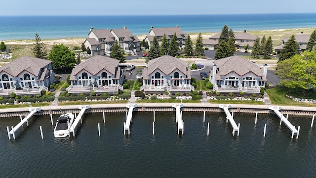 32 Marina Dr N, Manistee, MI 49660
