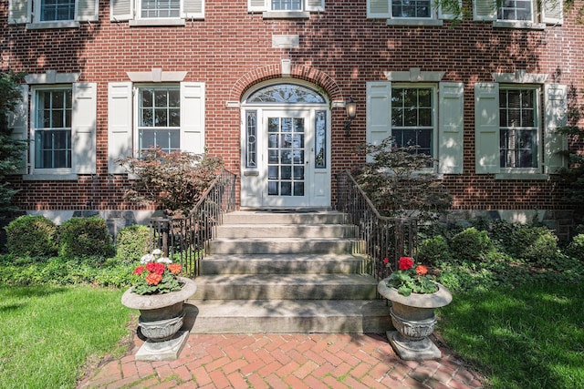 60 Lafayette Ave NE, Grand Rapids, MI 49503 - doorway to property featuring brick siding