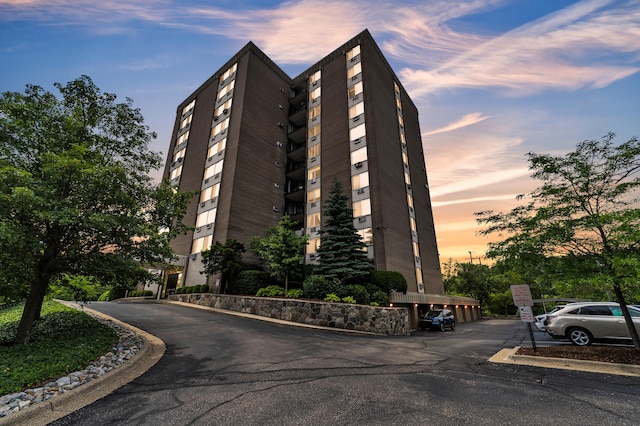 1050 Wall St Unit 6C, Ann Arbor, MI 48105 - photo 2