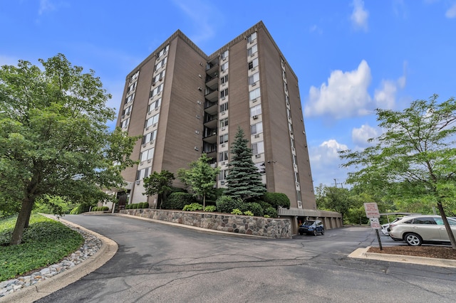 1050 Wall St Unit 6C, Ann Arbor, MI 48105 - photo 1