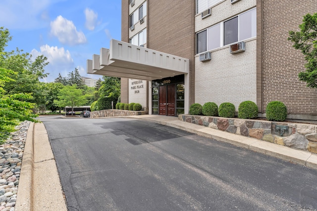1050 Wall St Unit 6C, Ann Arbor, MI 48105 - photo 4
