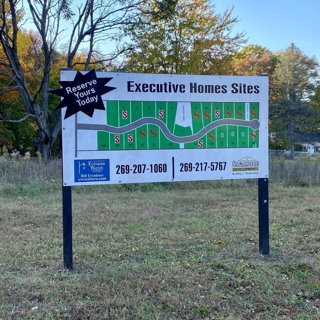 6166 Medinah Ln, Kalamazoo, MI 49004