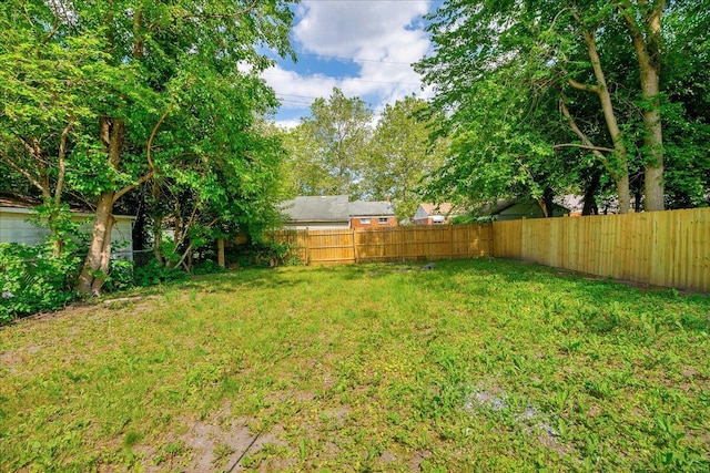 20232 Braile St, Detroit, MI 48219 - view of fenced backyard