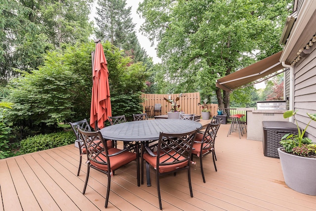 3185 Shadberry Ct, Saline, MI 48176 - wooden deck with outdoor dining space