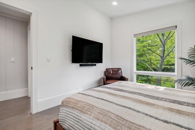 16128 Walnut Ct, Three Oaks, MI 49128 - bedroom featuring wood finished floors and recessed lighting
