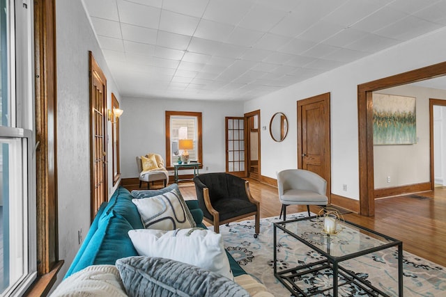 1218 Forest Ave, Jackson, MI 49201 - living area with wood finished floors and baseboards