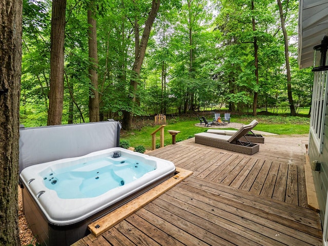 6670 Ravenswood Ave, Sawyer, MI 49125 - wooden deck with a covered hot tub