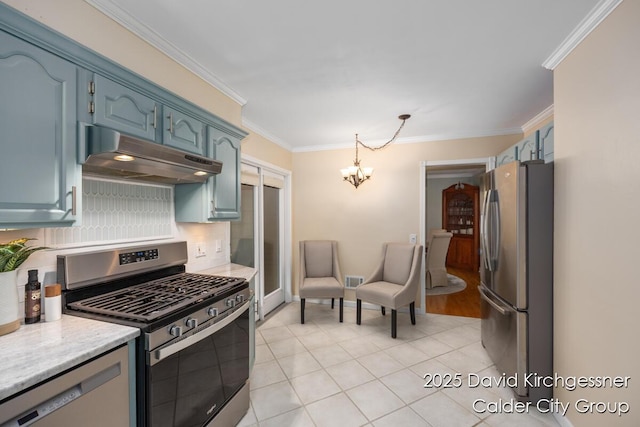1052 Santa Cruz Dr SE, Grand Rapids, MI 49506 - kitchen with appliances with stainless steel finishes, under cabinet range hood, a chandelier, light tile patterned floors, and crown molding