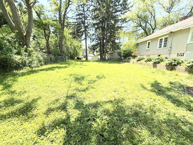 1075 Washington Ave, Muskegon, MI 49441 - photo 2
