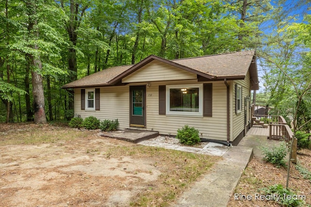 757 E Sidney Rd, Stanton, MI 48888 - bungalow featuring roof with shingles