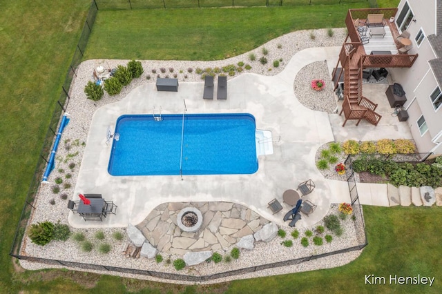 4284 Ives Farm Ln NE, Cedar Springs, MI 49319 - drone / aerial view of a pool