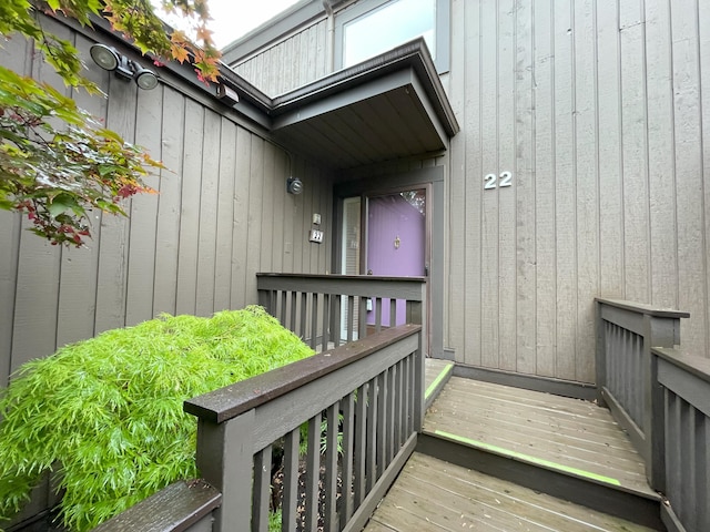 22 Haverhill Ct, Ann Arbor, MI 48105 - doorway to property