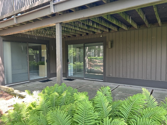 22 Haverhill Ct, Ann Arbor, MI 48105 - view of patio / terrace