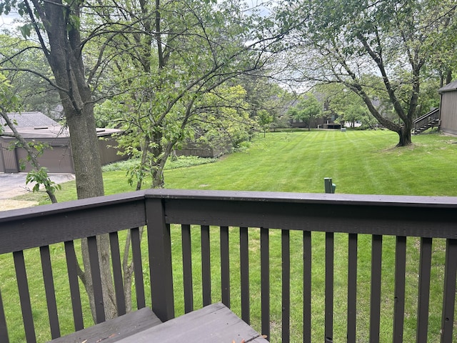 22 Haverhill Ct, Ann Arbor, MI 48105 - wooden deck featuring a lawn