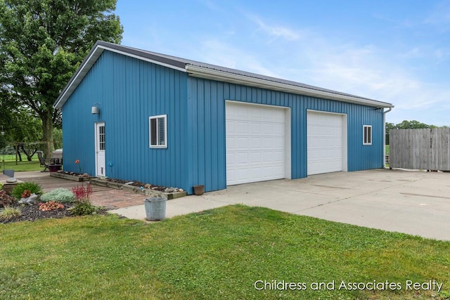 13872 Hastings Rd, Freeport, MI 49325 - view of detached garage
