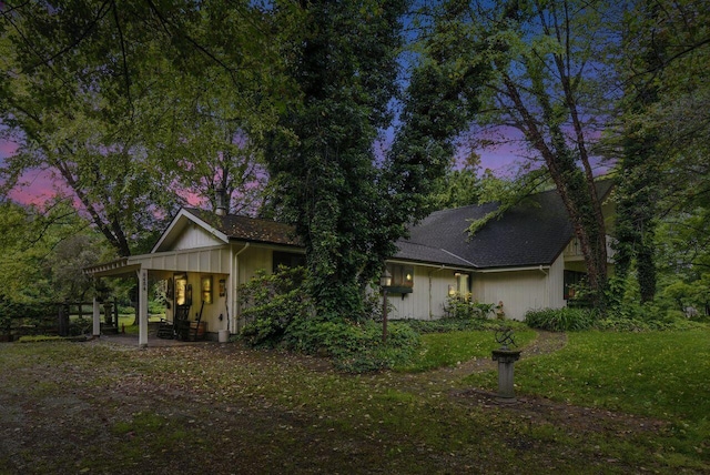 8454 Stickles Rd, Three Oaks, MI 49128 - view of front of home featuring a front lawn