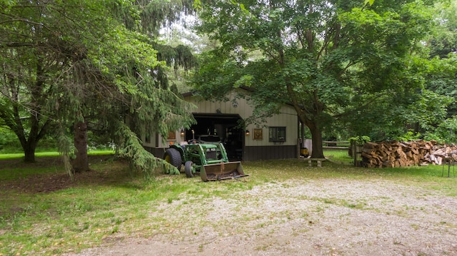8454 Stickles Rd, Three Oaks, MI 49128 - view of yard featuring an outdoor structure