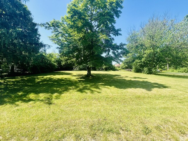 750 Polfus Dr, Benton Harbor, MI 49022