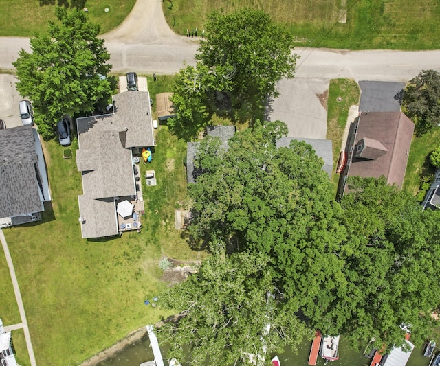 152 Wildwood Beach Rd, Quincy, MI 49082