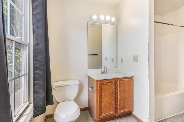 885 Broadway, Benton Harbor, MI 49022 - full bath featuring vanity and shower / bath combination