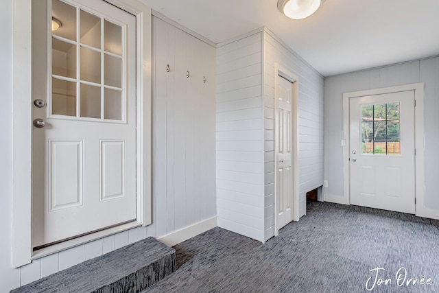 6116 Eastern Ave SE, Grand Rapids, MI 49508 - entryway featuring carpet and baseboards