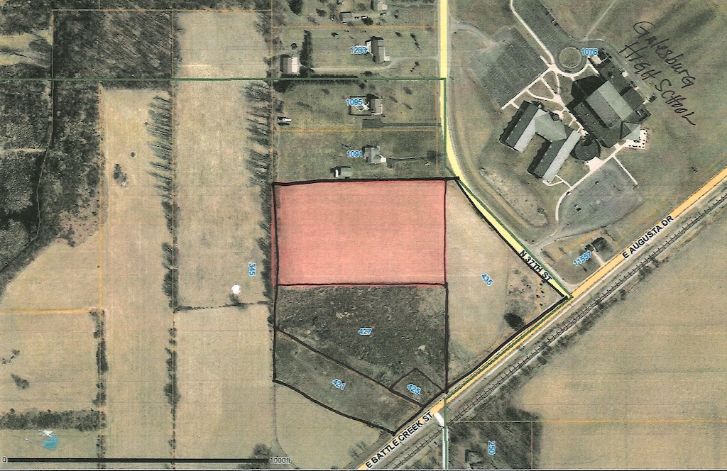 421 E Battle Creek St, Galesburg, MI 49053 - photo 2