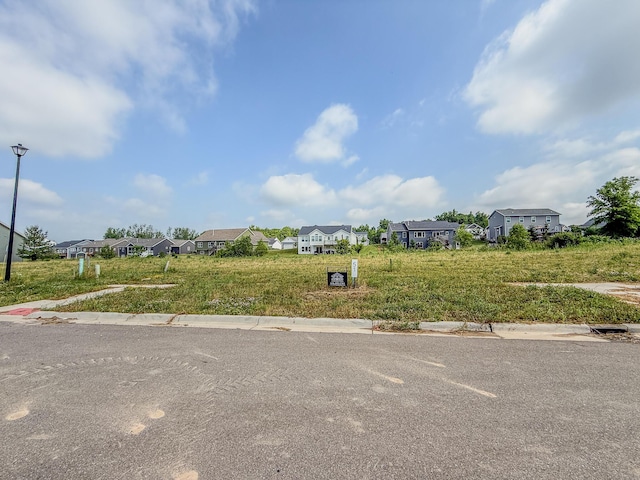 1839 Stratford Ln NW, Walker, MI 49534