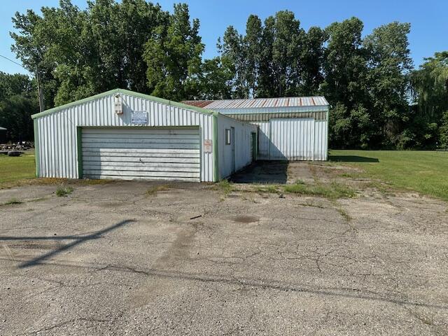 S Lakeside Dr, Michigan Center, MI 49254