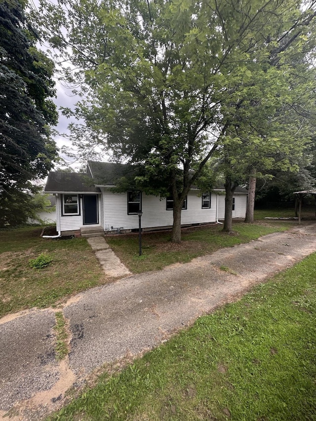 758 E Roosevelt Ave, Battle Creek, MI 49017 - photo 3