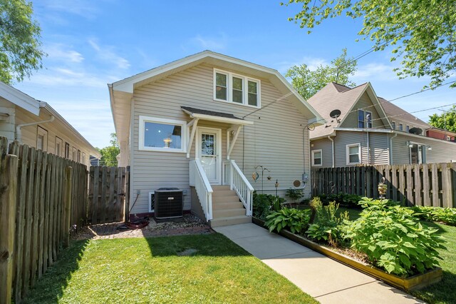 510 Wayne St, Saint Joseph, MI 49085 - view of front of home